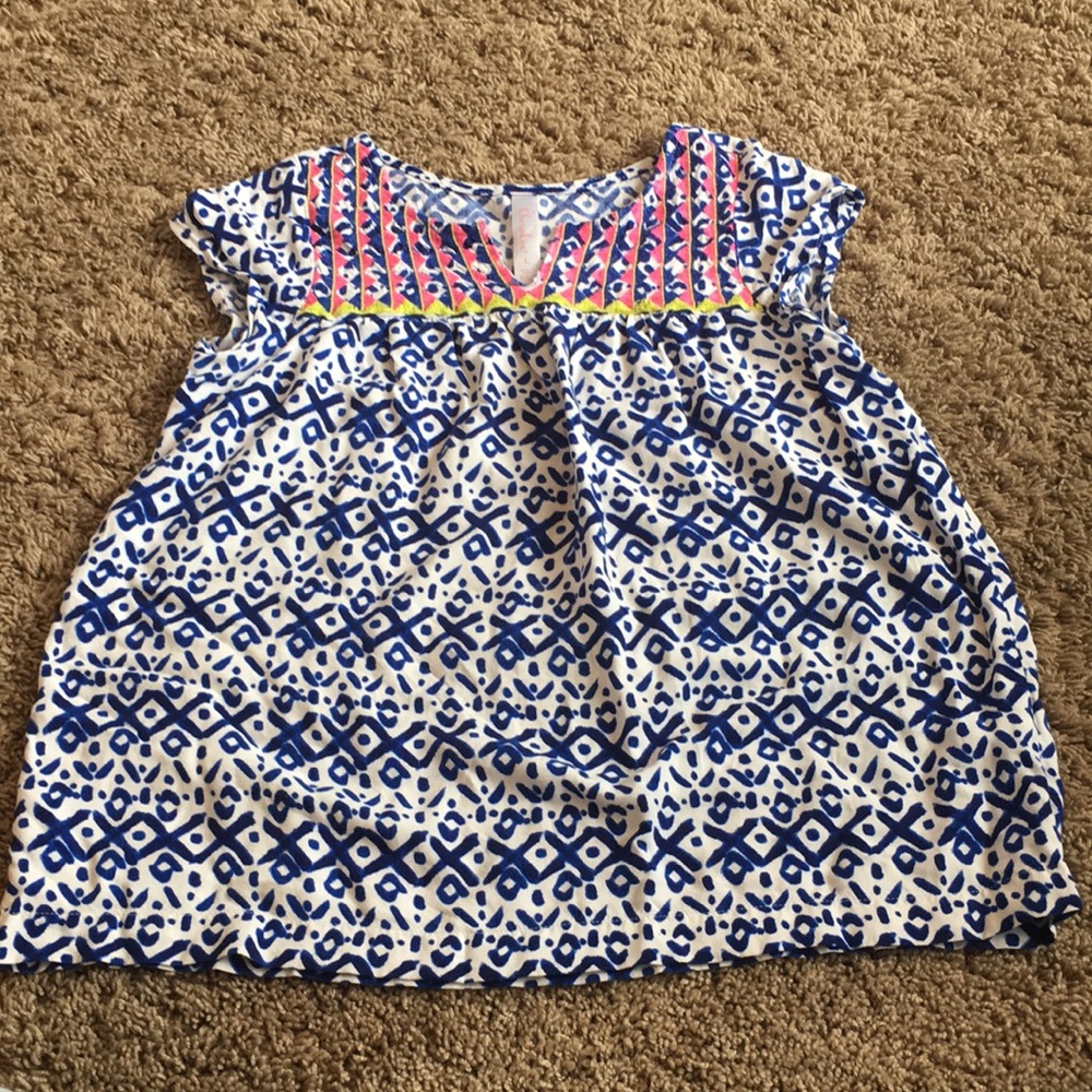 Girls size large shirt sleeve flowy shirt